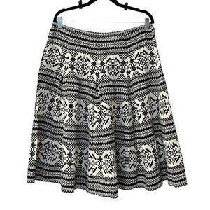 Nine West A Line Skirt Womens Size 12 White Black Jacquard Print Silk Comfort